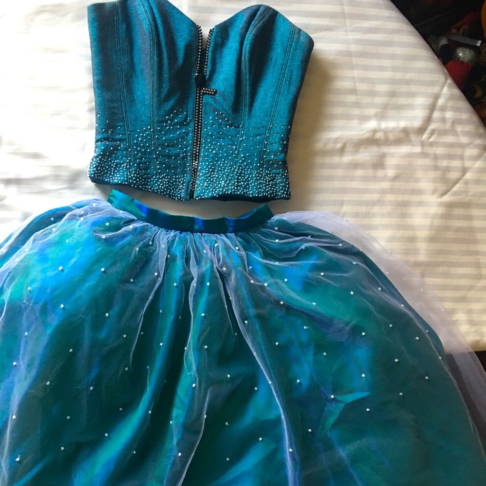 Prom dress